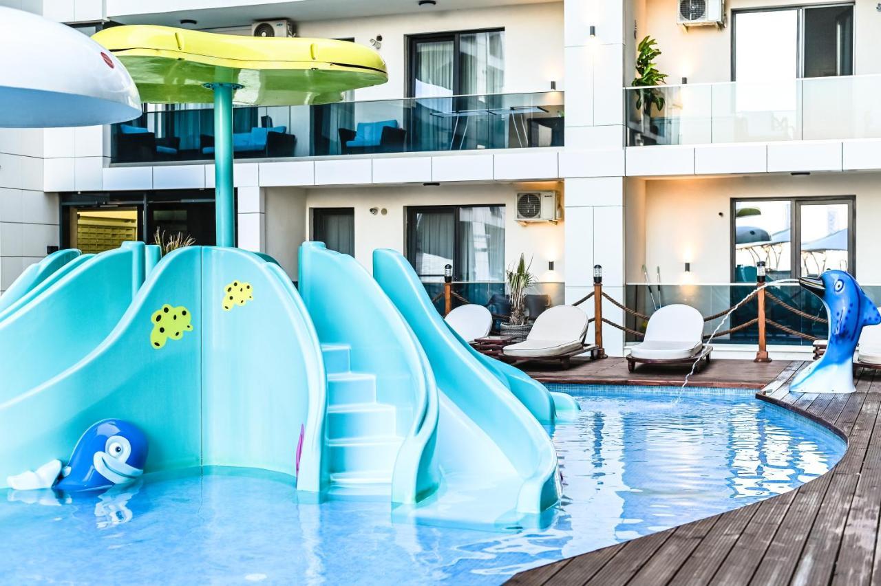 Apartament De Poveste Pe Plaja In Resort De Lux Năvodari 외부 사진